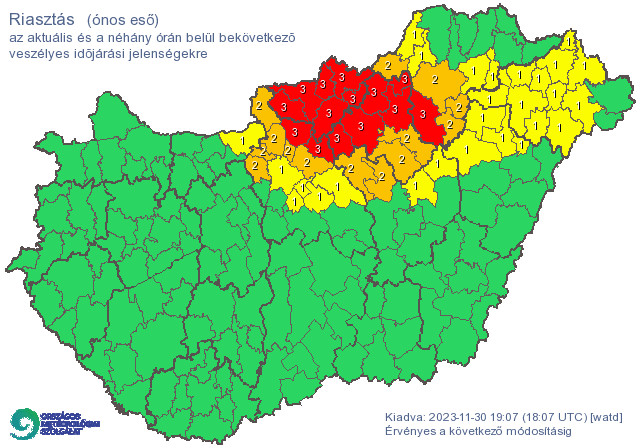 Piros riasztás ónos eső miatt. Forrás: met.hu