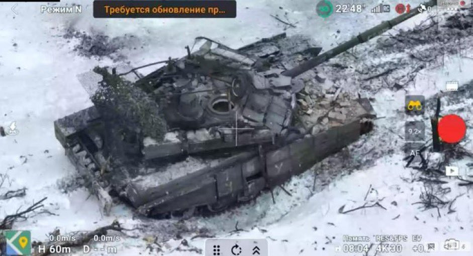 A Sztyepovénál kilőtt orosz T-90M harckocsi. Forrás: X / (((Tendar)))