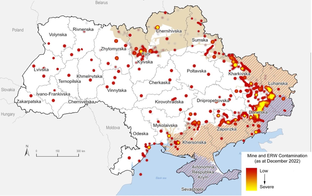 Aknamezők és fel nem robban lőszerek által borított területek Ukrajnában. A piros a gyéren, a sárga a sűrűn elaknásított mezőket jelzi. Forrás: Kyiv Post