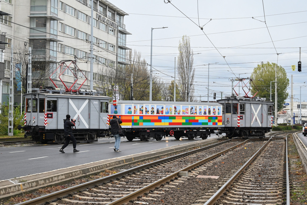 Budapest, 2024. november 20.
A világ első, kötött pályán közlekedő LEGO-villamosa, 