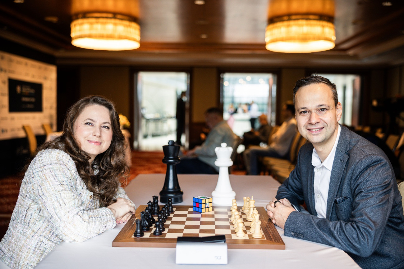 Fotó: Stiller Ákos/Polgár Judit hivatalos Facebook-oldala