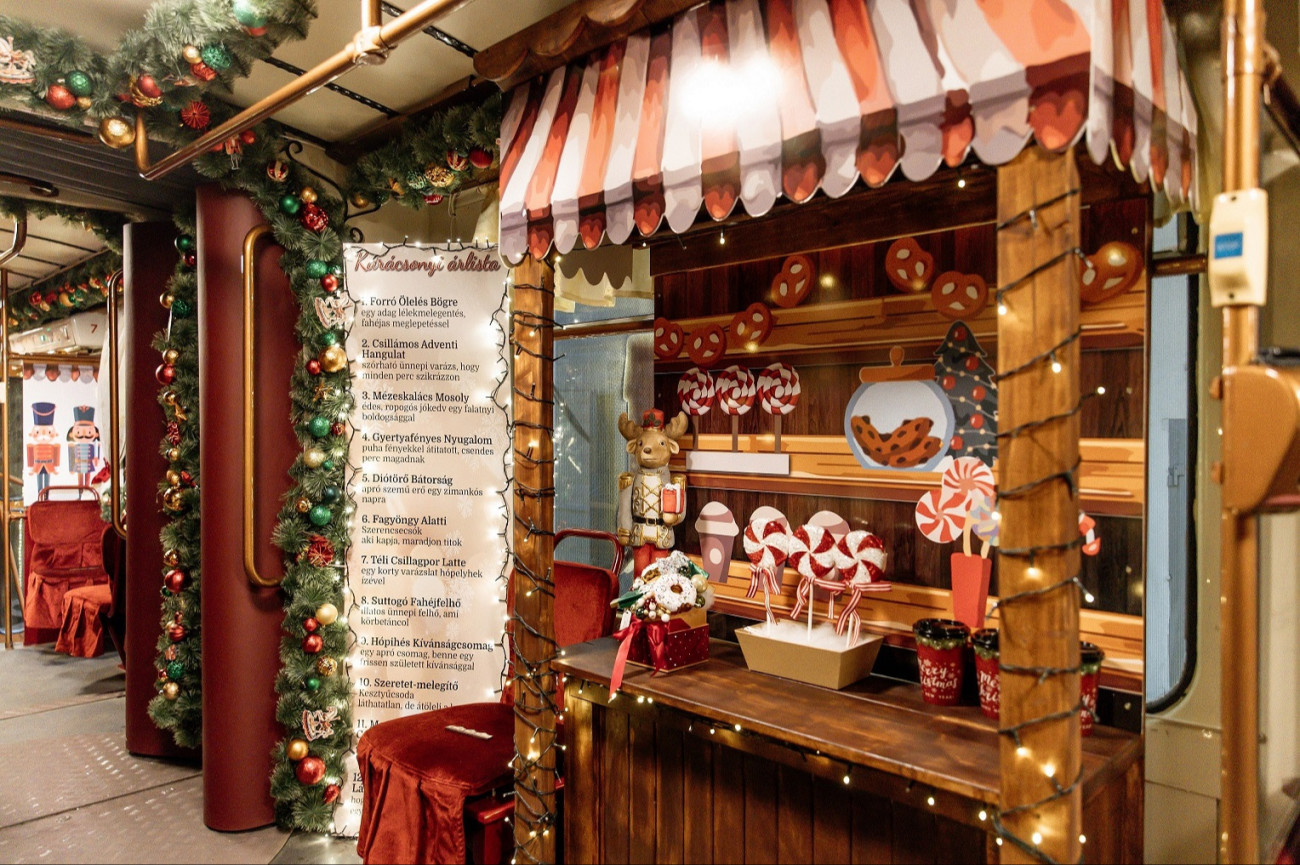 Kilencedszer is Európa legszebb adventi villamosa lett a miskolci