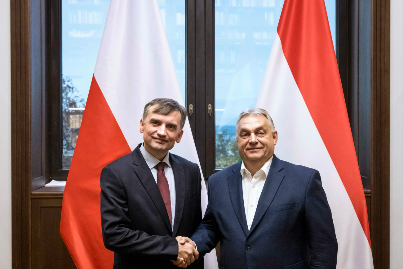 Zbigniew Ziobro volt lengyel igazságügyi miniszter és Orbán Viktor miniszterelnök Budapesten - Forrás: Miniszterelnöki Kommunikációs Fõosztály