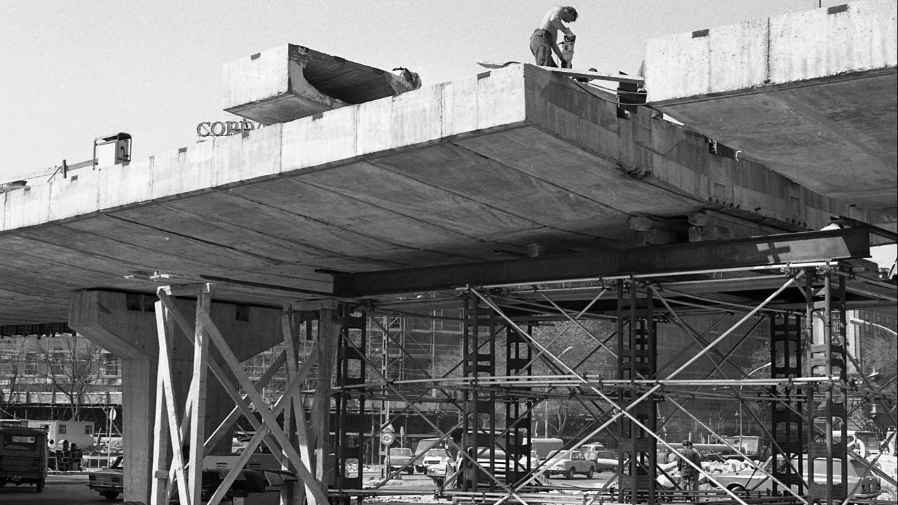 Amikor nem sikerült elsőre eltalálni a felüljárót az építkezésénél.