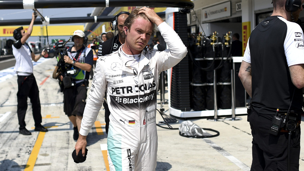 Rosberg rajtol az élről a Kínai Nagydíjon