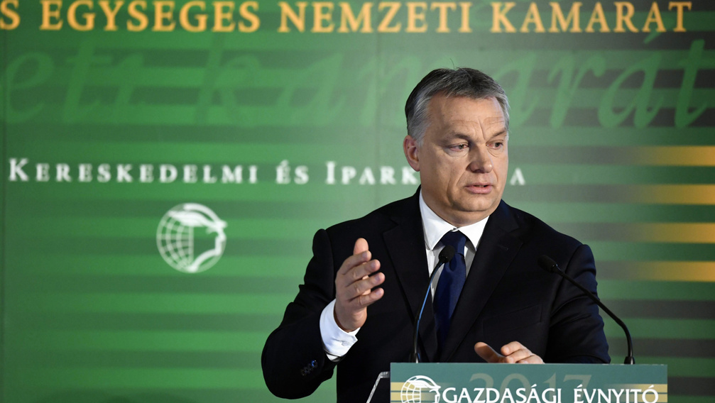 Orbán Viktor: azon a pályán kell maradni, ahol vagyunk