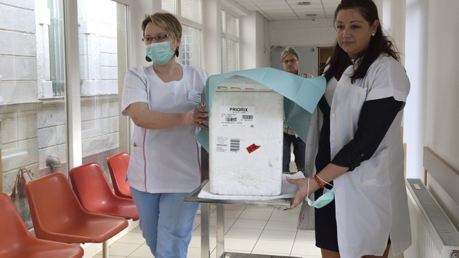 Kanyaró: oltást és védőfelszerelést sem kaptak a kórházi dolgozók