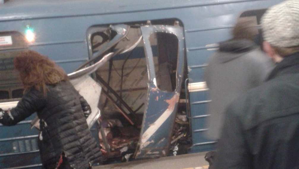 Robbanás a szentpétervári metróban: legalább tíz halott, ötven sérült - fotó és videó