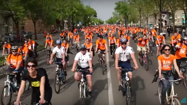 Szombaton bringás felvonulás járja körbe Budapestet