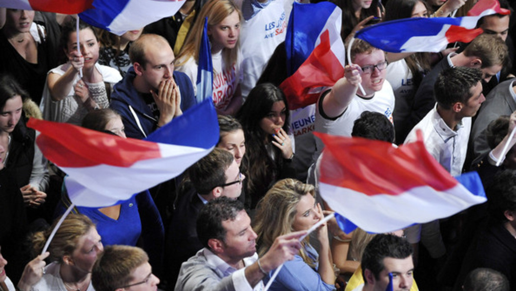 Fokozott terrorkészültségben tartják a francia elnökválasztás első fordulóját