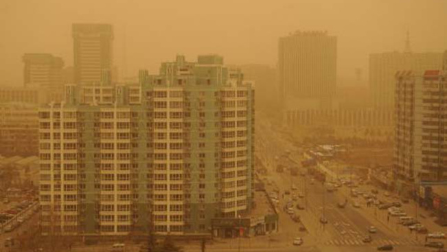 Homokvihar pusztít Pekingben