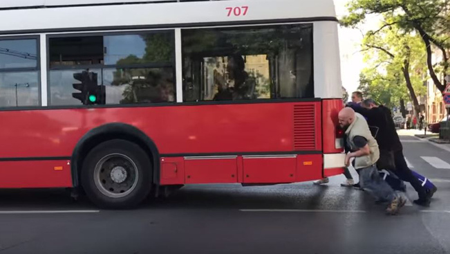 Forradalmi újítás a fővárosi troliközlekedésben - videó