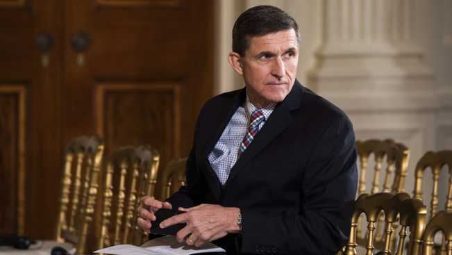 Orosz kapcsolatok: Flynn elmondta, miért titkolózik