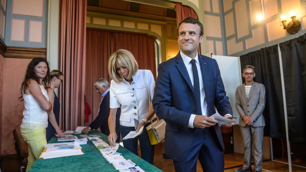Emmanuel Macron pártja végzett az élen Franciaországban