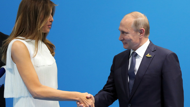 Megható fotók: Melania Trump és Vlagyimir Putyin így mosolyog egymásra - képgaléria