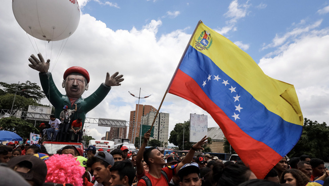 Tüntetéssel folytatódik a válság Venezuelában
