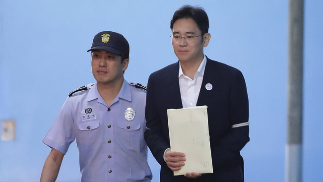 Több év börtönbüntetést kapott a Samsung-csoport alelnöke