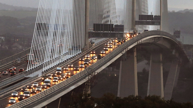 Különleges látvány a világ leghosszabb acélvázú hídja