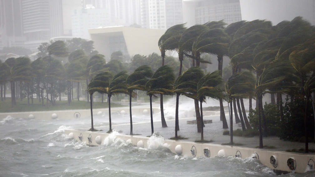 Pusztító erővel csapott le Floridára az Irma hurrikán