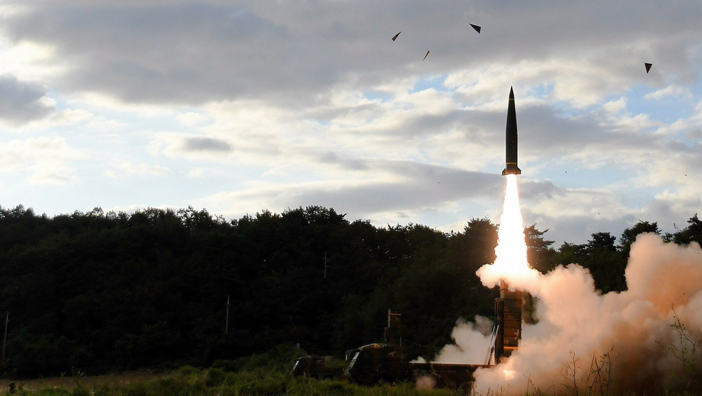 Észak-Korea újabb rakétát lőtt ki, összeül az ENSZ BT