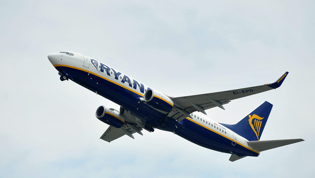 Mit tehetnek a Ryanair pórult járt utasai? És más hasonló helyzetbe kerülők?