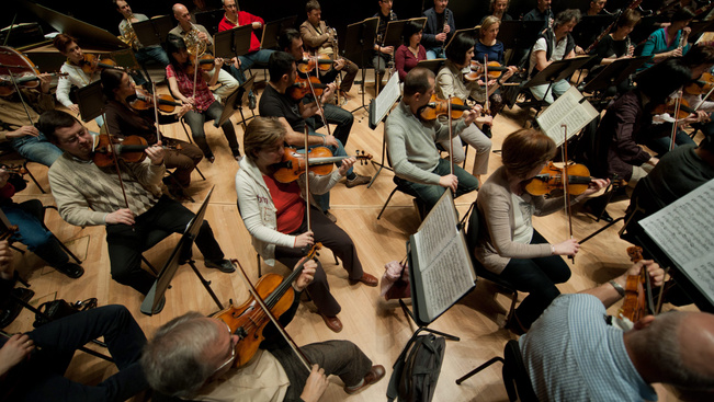 Okostelefonon is játszanak a Nemzeti Filharmonikusok