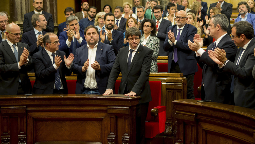 A spanyol demokrácia történetének legsúlyosabb pillanatát éli jelenleg