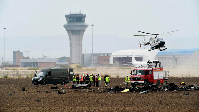 Megrázó képek: lezuhant egy vadászgép Madridnál