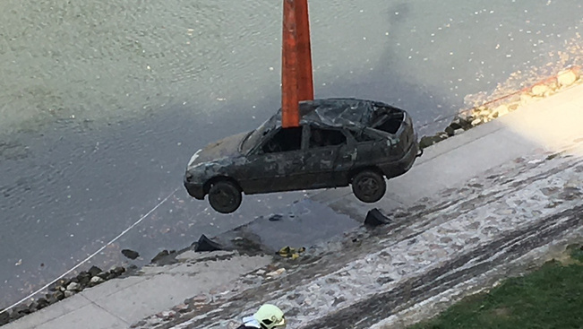 Friss információk a Mosoni-Dunában talált autó és holttest ügyében