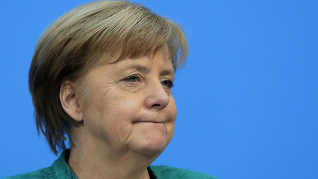 Merkel keresi az utódját
