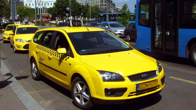 Meglepő, melyik autótípussal taxiznak a legtöbben Budapesten