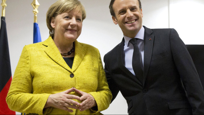 Gond van Merkel és Macron tervével: késik az EU reformja