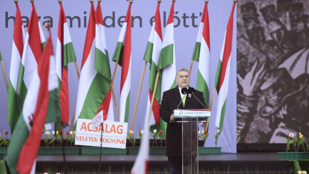 Orbán Viktor miniszterelnök beszédet mond az 1848/49-es forradalom és szabadságharc emléknapja alkalmából rendezett díszünnepségen az Országház előtti Kossuth Lajos téren 2018. március 15-én.