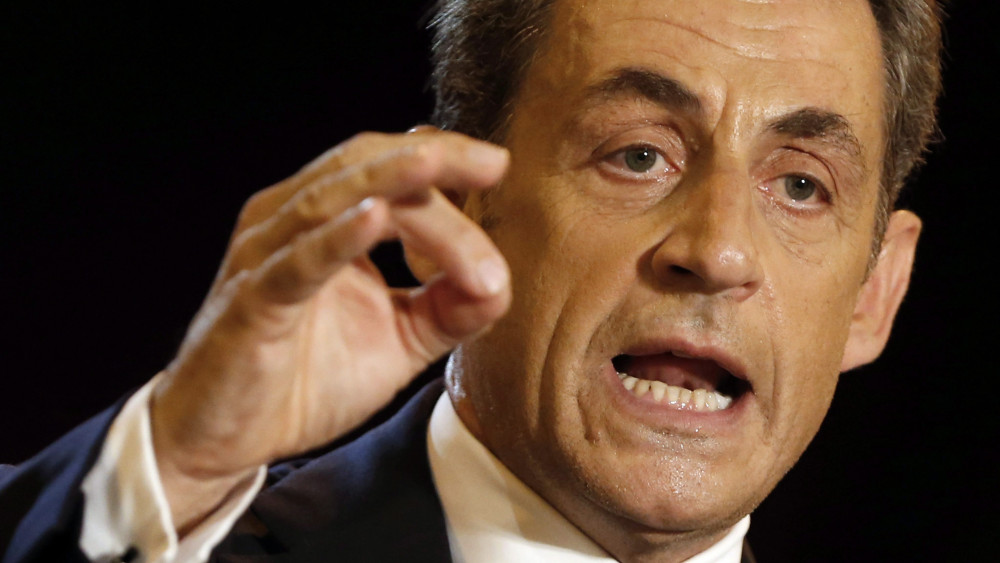 Nimes, 2014. november 27.Nicolas Sarkozy volt francia elnök utolsó kampánygyűlését tartja az ellenzéki konzervatív Unió a Népi Mozgalomért (UMP) vezetőválasztása előtt a dél-franciaországi Nimes-ben 2014. november 27-én. (MTI/EPA/Guillaume Horcajuelo)