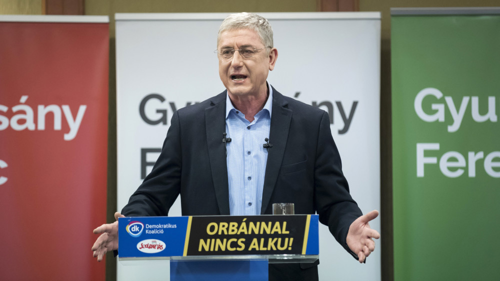 Gyurcsány Ferenc, a Demokratikus Koalíció (DK) elnöke beszél pártja kampányrendezvényén egy budapesti szállodában 2018. március 25-én.