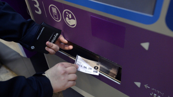 Vigyázzon: automatás csalók keserítik meg az utasok életét