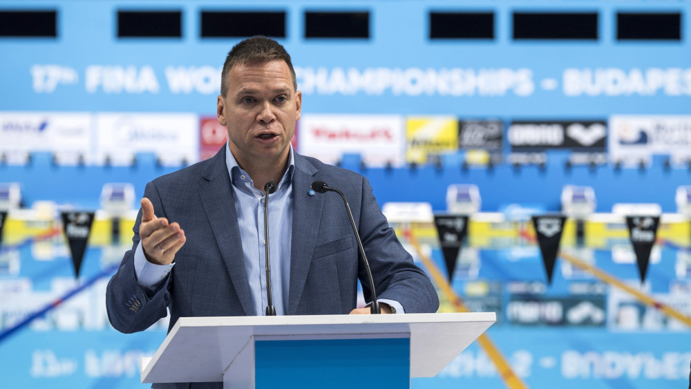Fürjes Balázs kiemelt budapesti beruházásokért felelős kormánybiztos a 17. vizes világbajnokságot értékelő sajtótájékoztatón a Duna Arénában 2017. július 30-án.