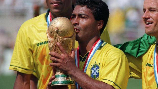 A vb-történet ötven legjobb futballistája: 34. Romário - a Kicsi nagy lesz