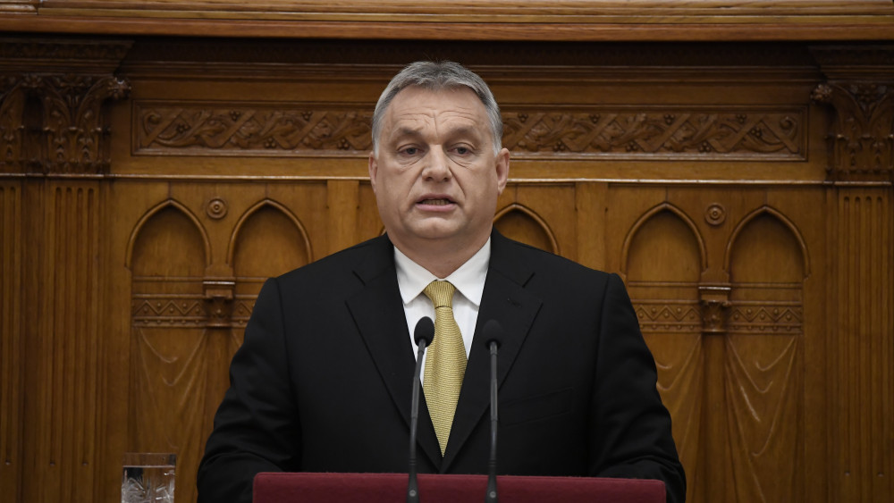 Orbán Viktor miniszterelnök beszédet mond az ünnepélyes eskütétele után az Országgyűlés plenáris ülésén 2018. május 10-én.
