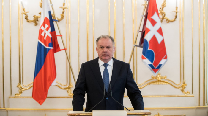 Megosztó beszédet mondott a parlamentben a szlovák államfő