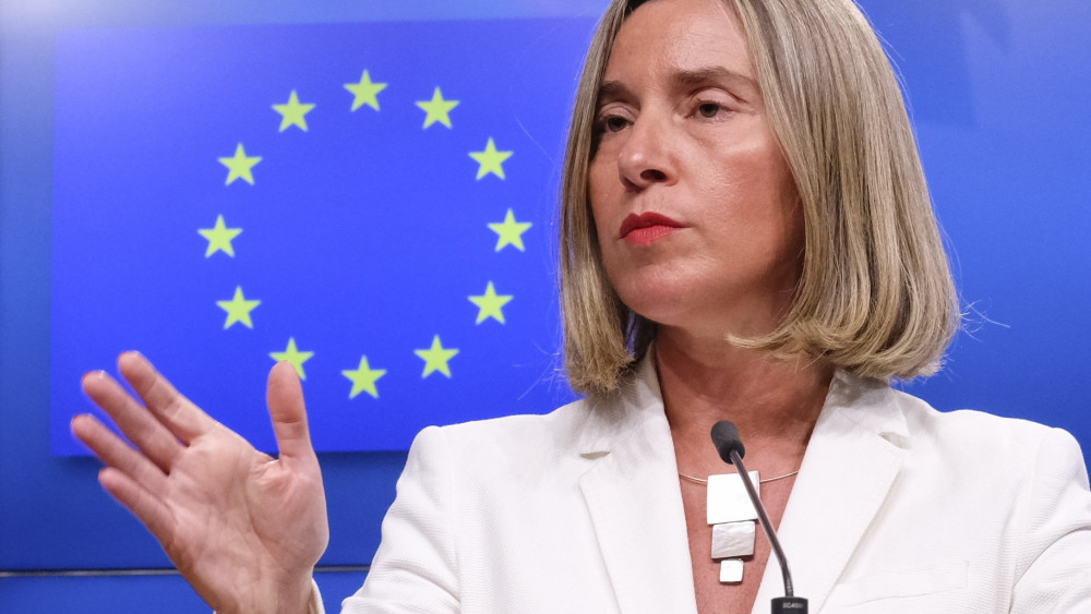 Brüsszel, 2018. május 15.Federica Mogherini, az Európai Unió kül- és biztonságpolitikai főképviselője az iráni nukleáris fejlesztési program korlátozásáról kötött többhatalmi megállapodással kapcsolatos kérdésre válaszol brüsszeli sajtóértekezletén 2018. május 15-én. Mogherini kezdeményezésére német-francia-brit-iráni négyoldalú külügyminiszteri találkozót tartanak az iráni nukleáris egyezmény jövőjéről ezen a napon. (MTI/EPA/Olivier Hoslet)