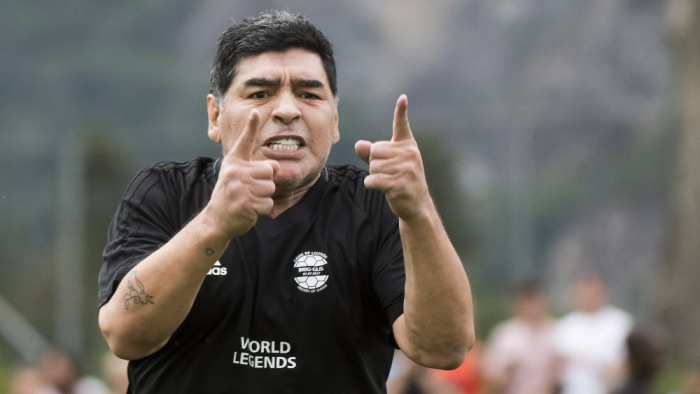 Maradona: ha ez így marad, Sampaoli haza se menjen