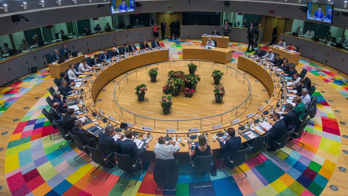 Brüsszel, 2018. június 28.Az Európai Unió brüsszeli csúcstalálkozójának első napi ülése 2018. június 28-án. (MTI/EPA pool/Stephanie Lecocq)