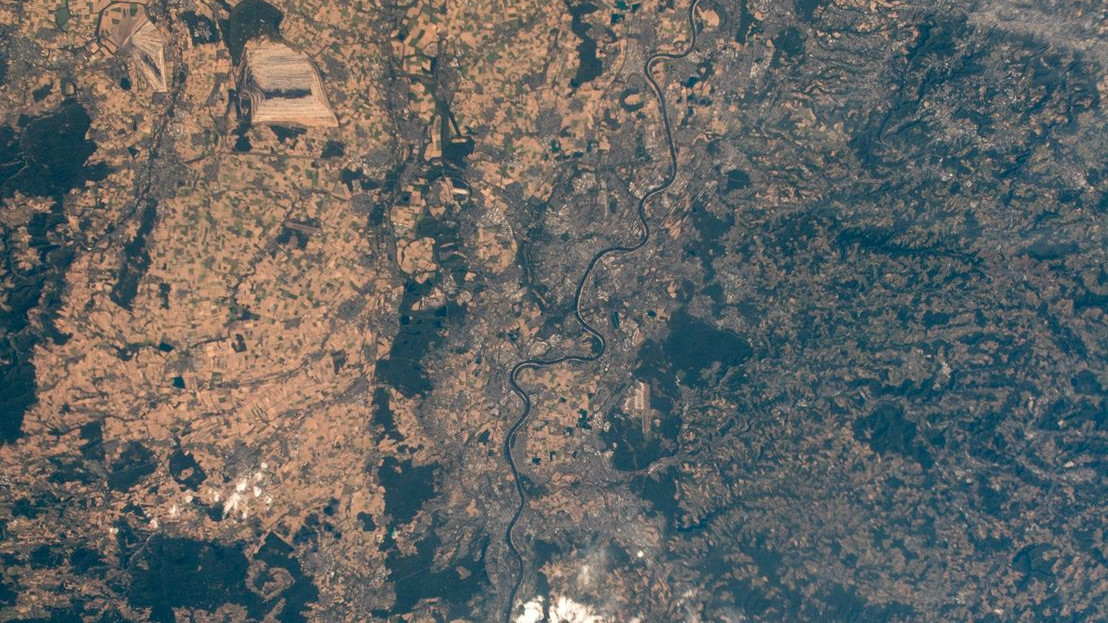 Európa és Németország fölött készített képeket a Nemzetközi Űrállomásról Alexander Gerst, az ISS parancsnoki feladatait ellátó asztronauta (fotó: Twitter)
