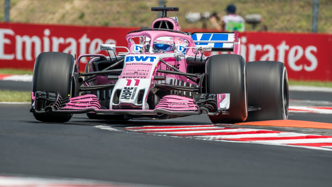 Sergio Perez, a Force India mexikói versenyzője a Forma-1-es Magyar Nagydíj első szabadedzésén a mogyoródi Hungaroringen 2018. július 27-én.