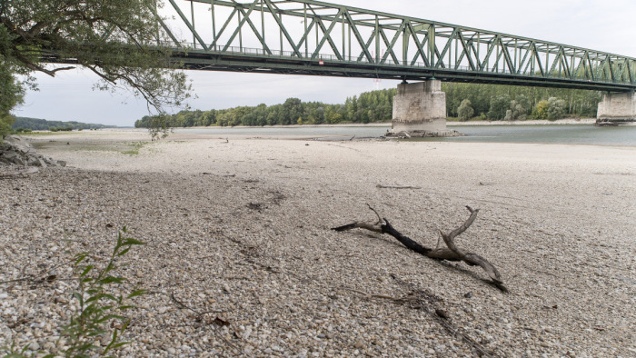 A Duna vízállása megközelítheti a valaha mért legkisebb szintet
