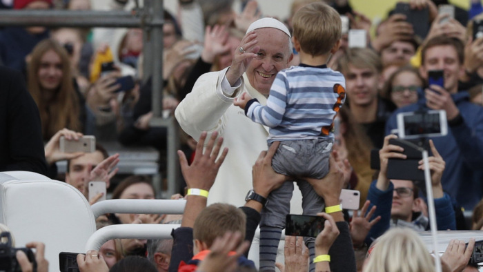 Ferenc pápa: A litvánok váljanak a tolerancia modelljévé