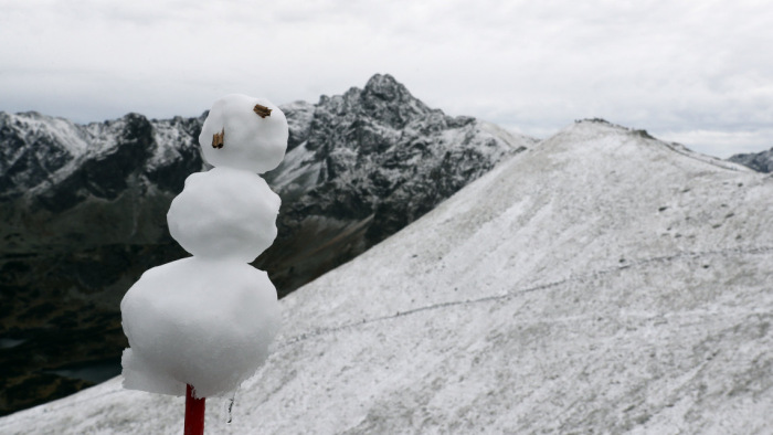 Hóembert hozott a hegyekben a hidegfront