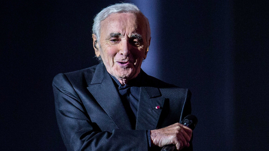 Amszterdam, 2018. október 1.2016. január 21-én Amszterdamban készített kép Charles Aznavour örmény származású francia sanzonénekesről, zeneszerzőről és színészről. Aznavour 2018. október 1-jén, 94 éves korában elhunyt. (MTI/EPA/Ferdy Damman)