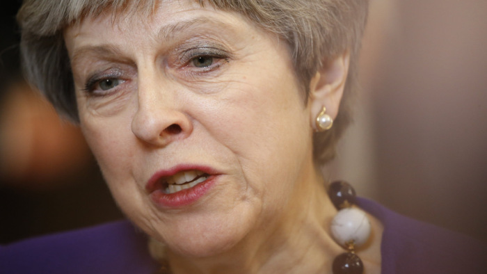Fóris György: Theresa May bukása a kilépés előtt bekövetkezhet